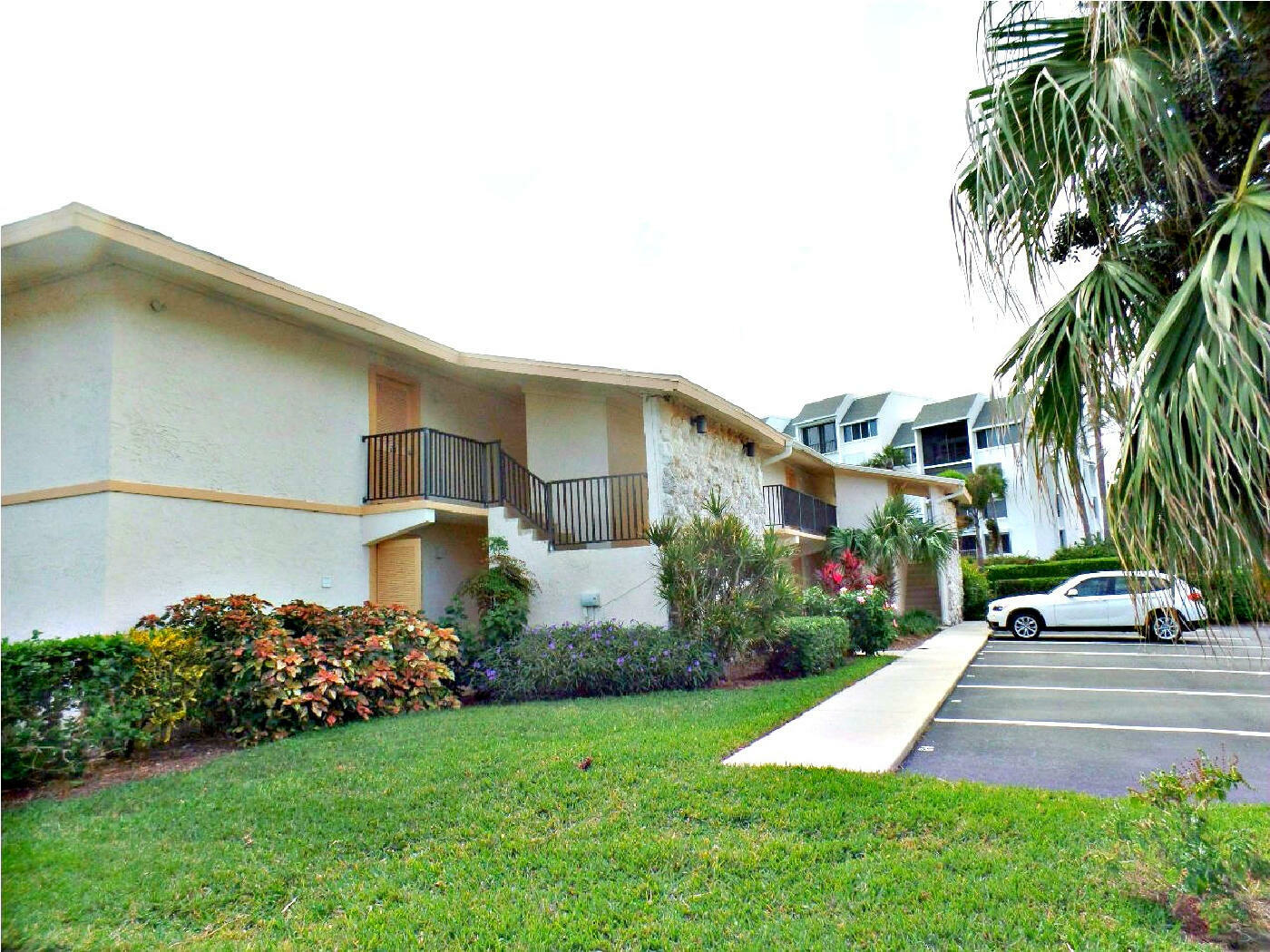 Property Photo:  2400 S Ocean Drive V-124  FL 34949 