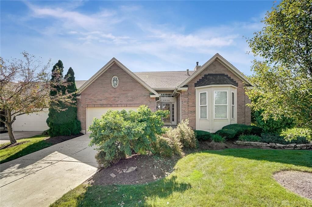 Property Photo: 6930 Wembley Circle OH 45459