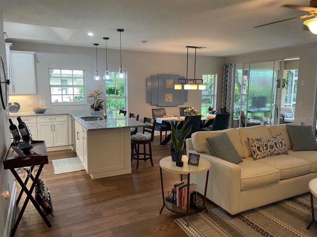 Property Photo:  106 Grand Oak Circle  FL 34292 