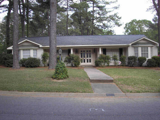 Property Photo:  5306 Balmoral Drive  MS 39211 