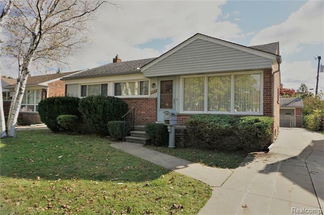 Property Photo:  33231 Barton Street  MI 48135 