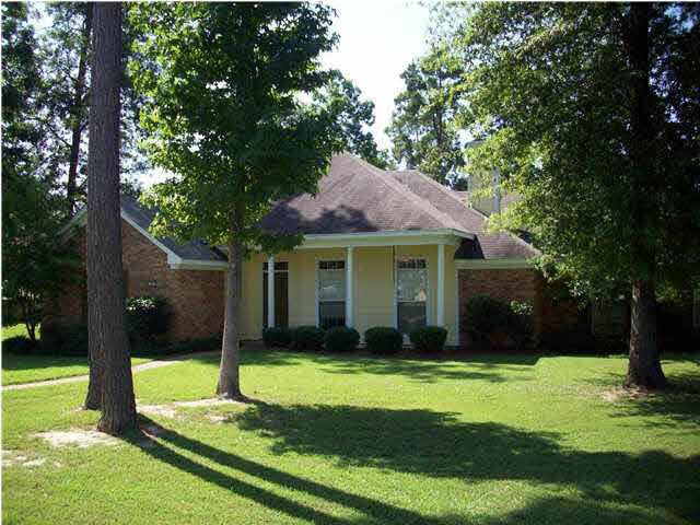 Property Photo:  200 Raintree Drive  MS 39042 