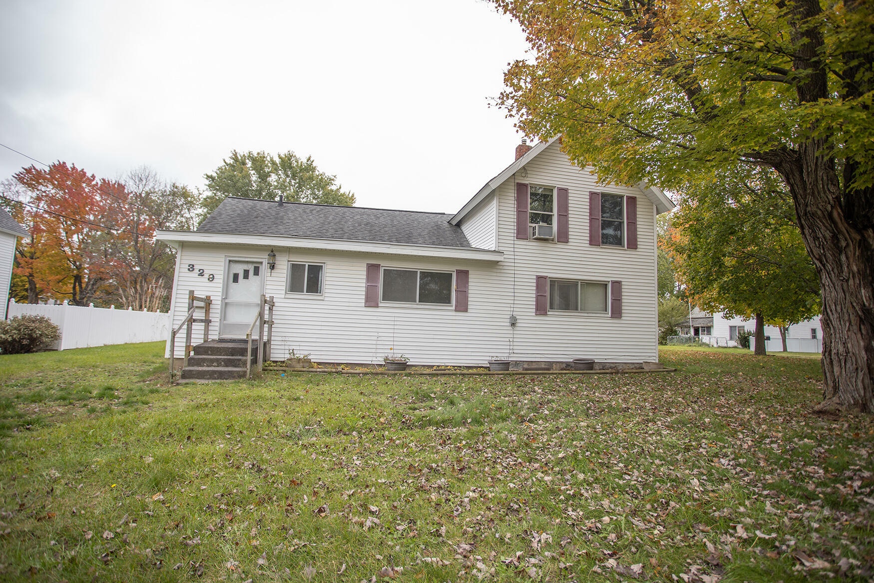 Property Photo:  329 W Pere Marquette Street  MI 49307 