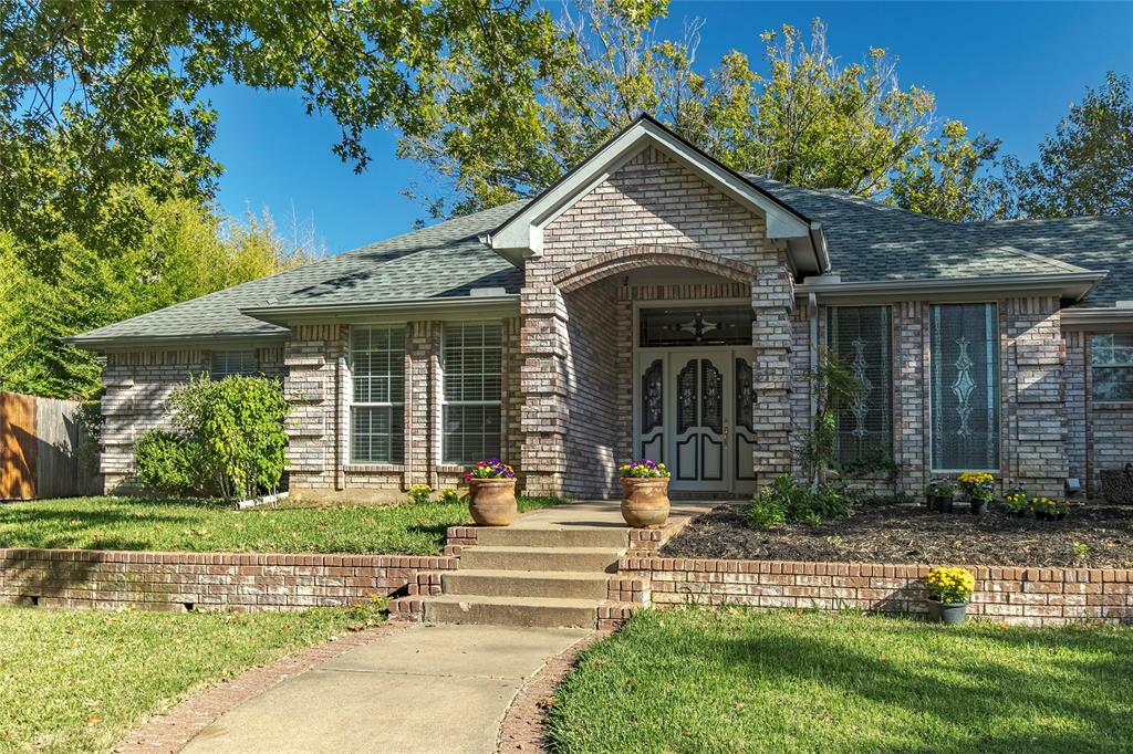 Property Photo:  5117 Kee Brook Drive  TX 76017 