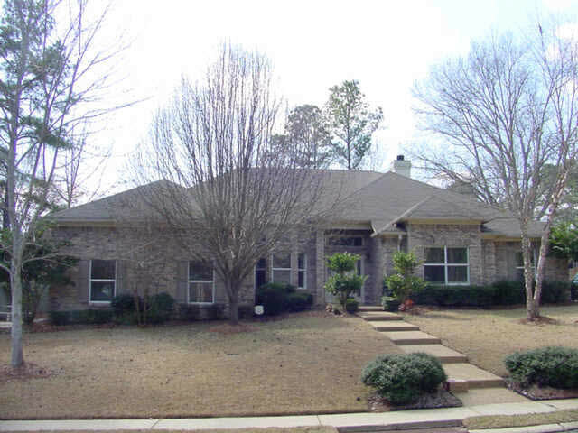 Property Photo:  610 Pinecrest Drive  MS 39110 