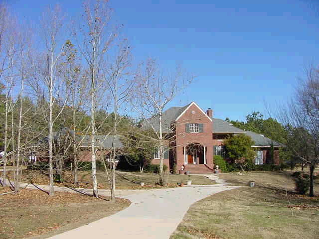 Property Photo:  141 Ingleside Road  MS 39110 