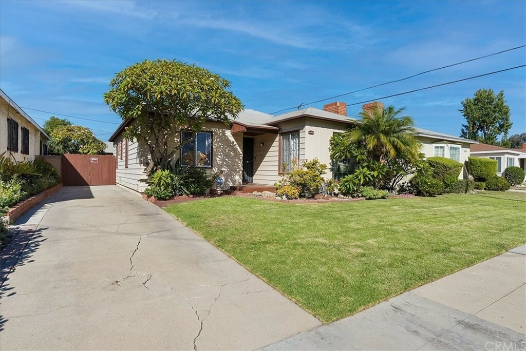 Property Photo:  527 W 31st Street  CA 90806 