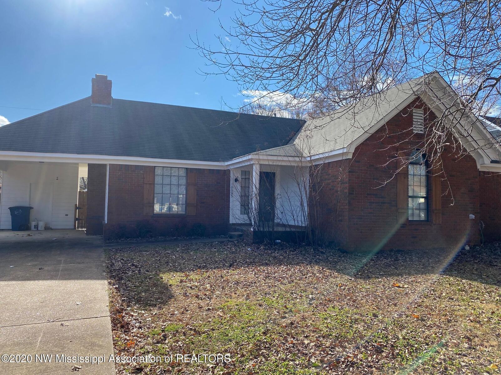 Property Photo: 10085 Phillips Drive MS 38654