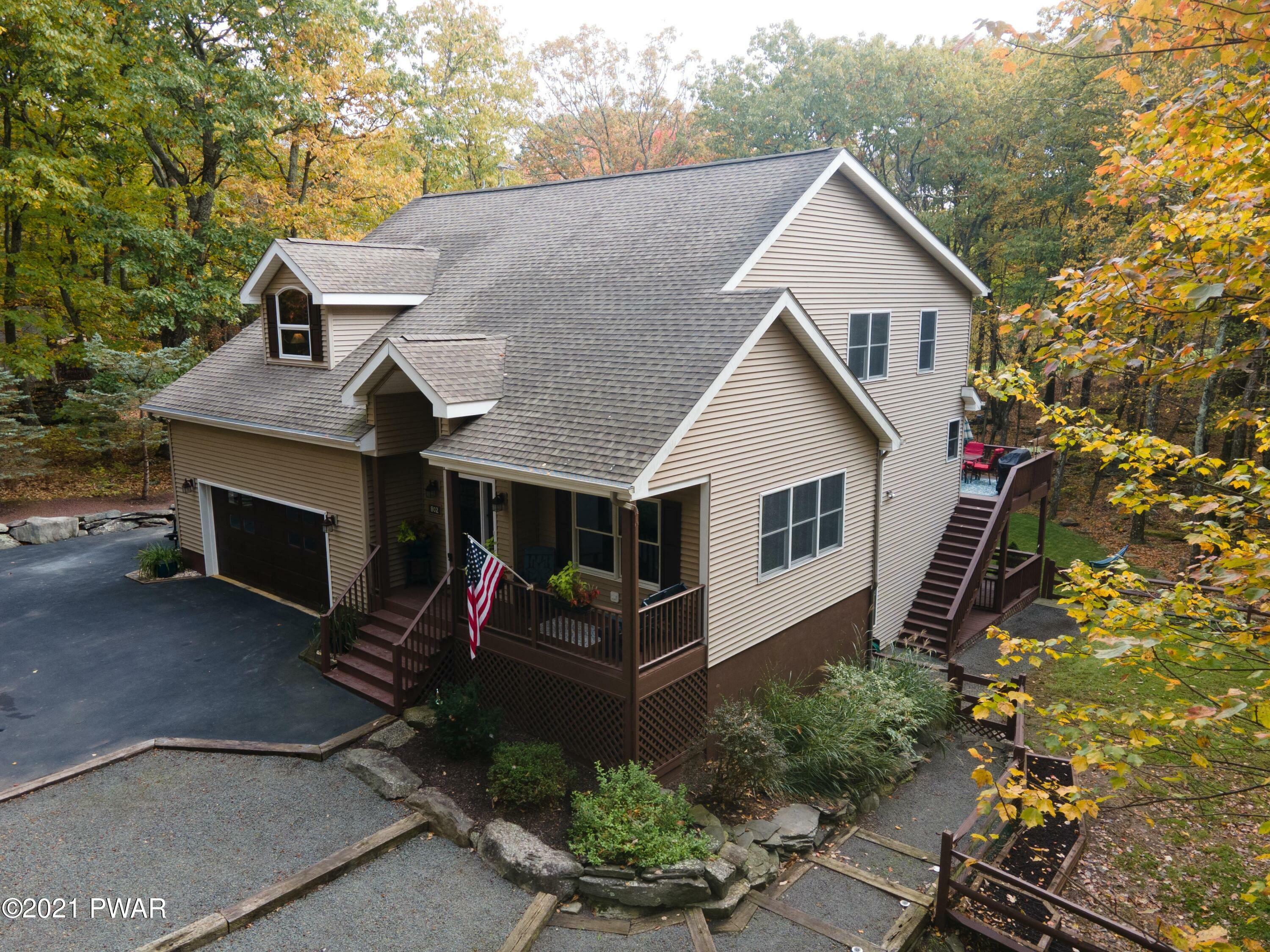 Property Photo:  802 Overlook Court  PA 18428 