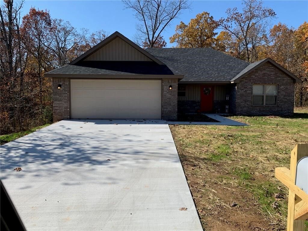 Property Photo: 40 Sidlaw Hills Drive AR 72715