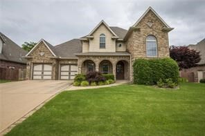 Property Photo:  4003 NE Cadbury Avenue  AR 72712 