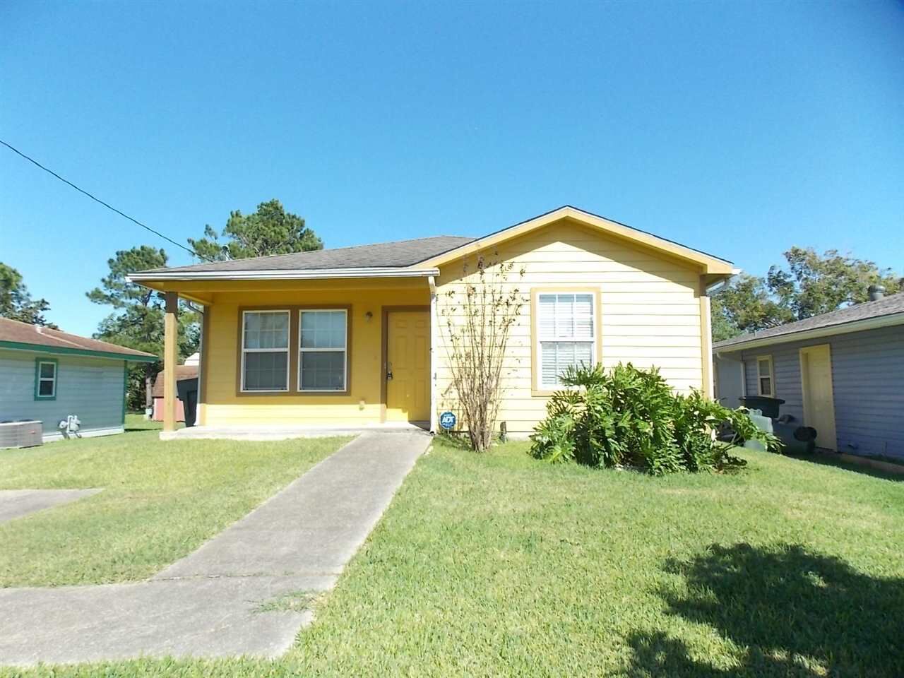 Property Photo:  4938 Waco Ave.  TX 77640 
