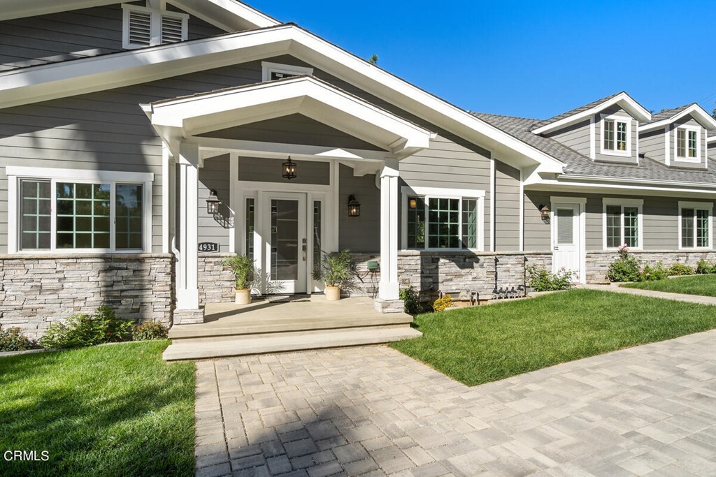Property Photo: 4931 Alta Canyada Road CA 91011