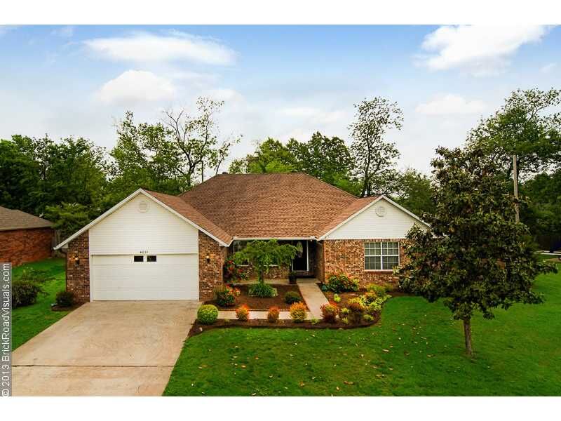 Property Photo: 4821 Saddlebrook Avenue AR 72762