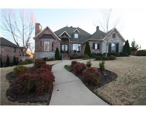 Property Photo: 1803 NE Chapel Hill Drive AR 72712