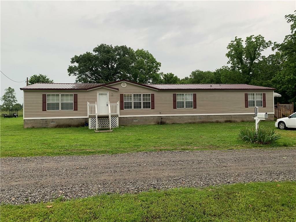 Property Photo:  19480 Saunders Lane  AR 72736 