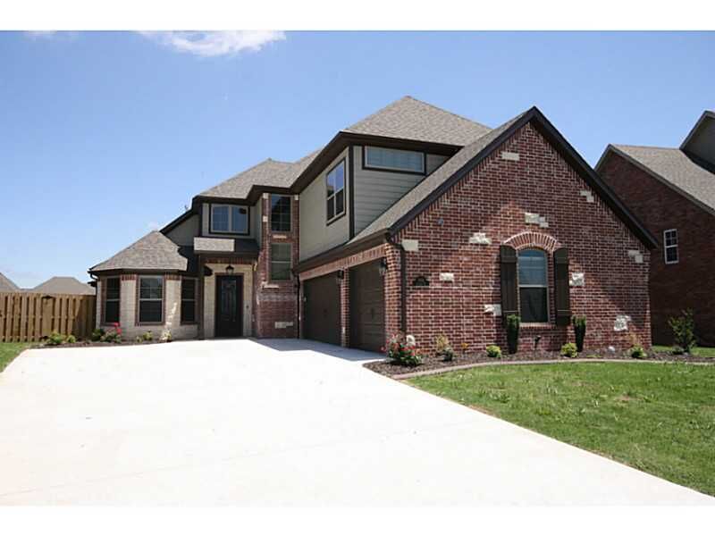 Property Photo: 3901 SW Ridgeway Street AR 72712