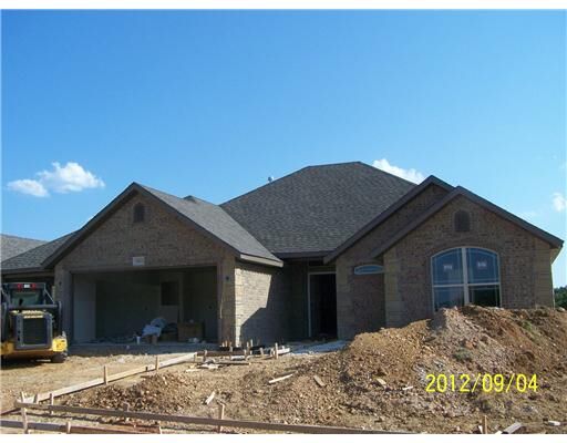 Property Photo: 4523 W Wyoming Drive AR 72704