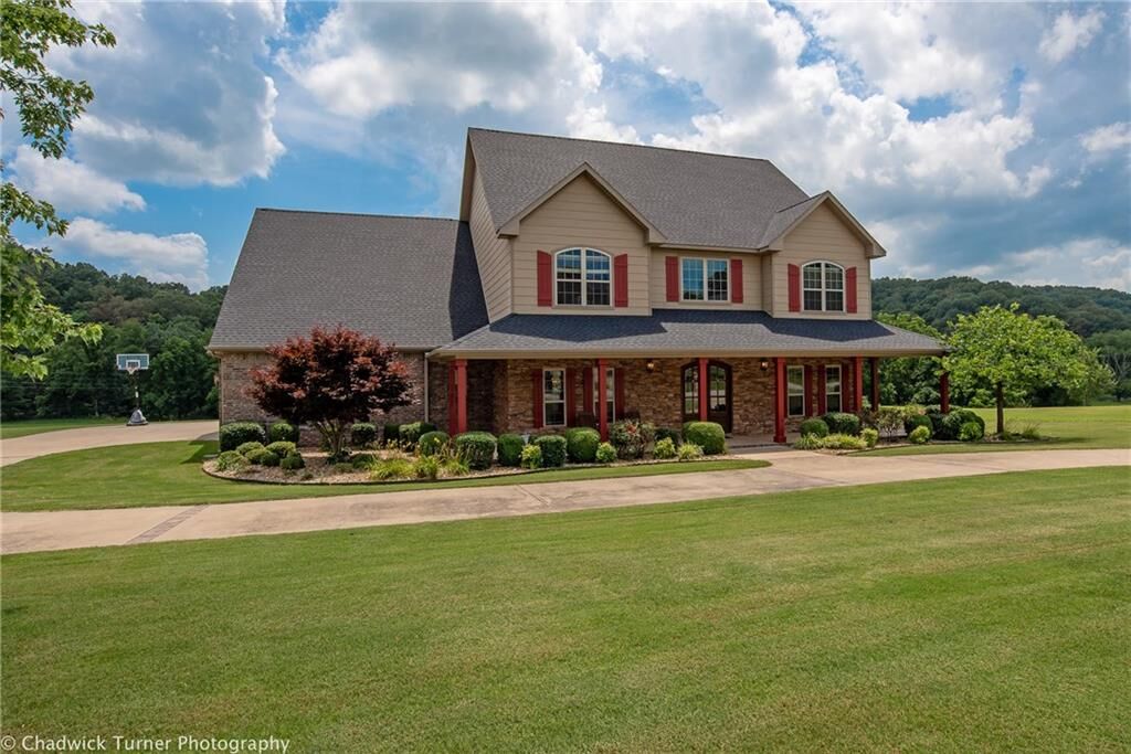 Property Photo:  8333 Houdan Way  AR 72712 