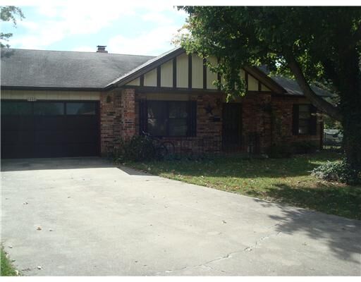 Property Photo:  1408 W Sycamore  AR 72758 