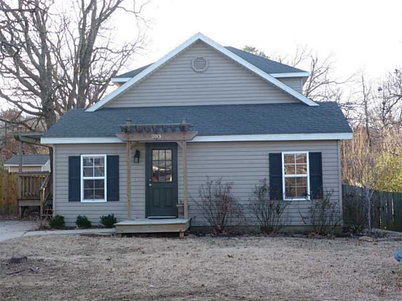 Property Photo:  203 W Miller Street  AR 72703 