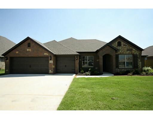 Property Photo: 4103 SW Hollowbrook Street AR 72712