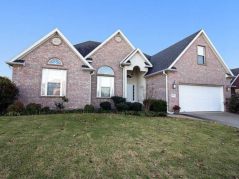 Property Photo: 4310 Braymore Drive AR 72758
