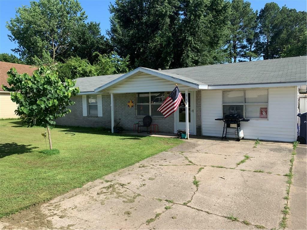 Property Photo:  942 Lewis Circle  AR 72761 