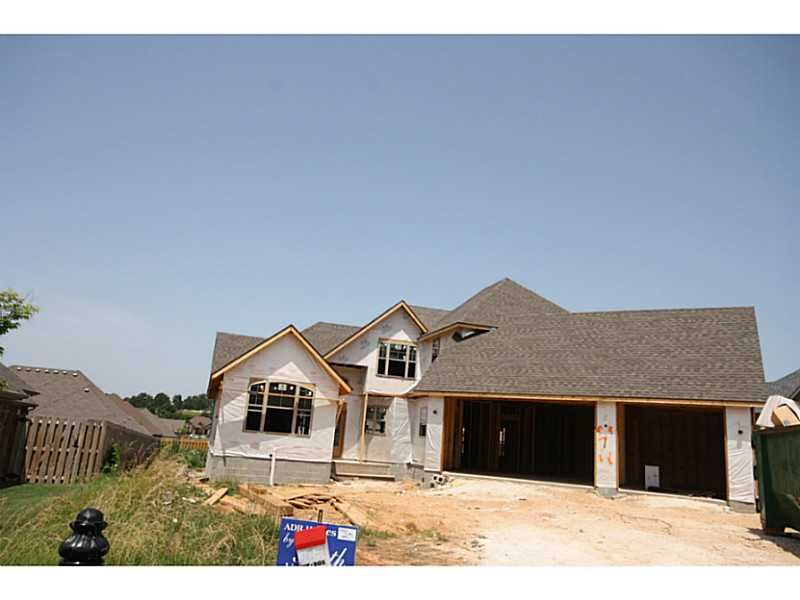 Property Photo: 3681 N Dupont Avenue AR 72704