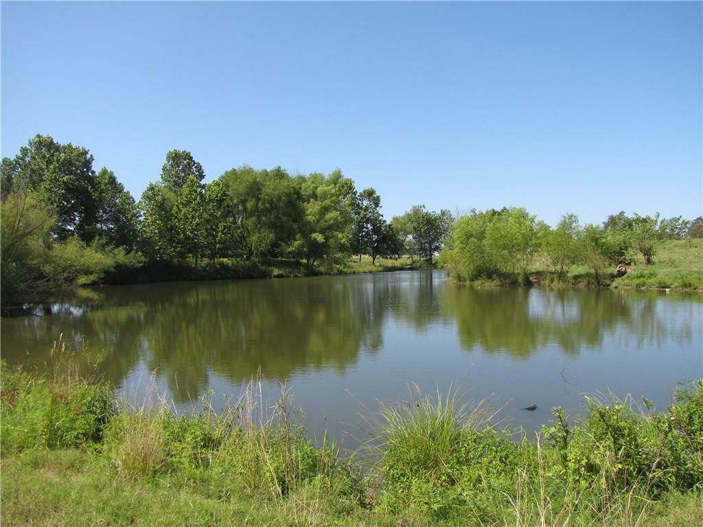 Property Photo:  10641 S Old Cincinnati Road  AR 72744 