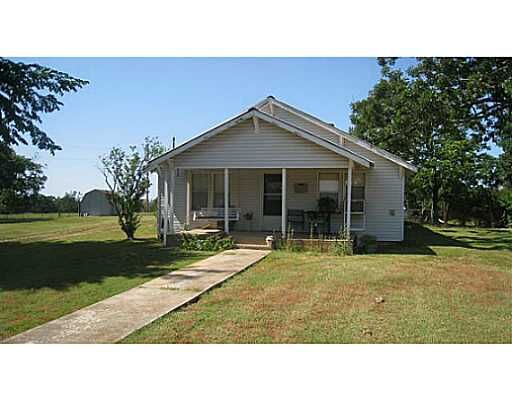 Property Photo: 12692 Kenneth Price Road AR 72762