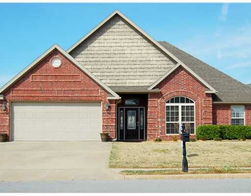 Property Photo: 251 Essex Way AR 72719