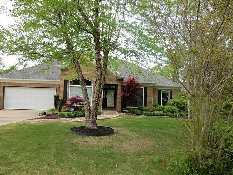 Property Photo: 230 W 29th Court AR 72701
