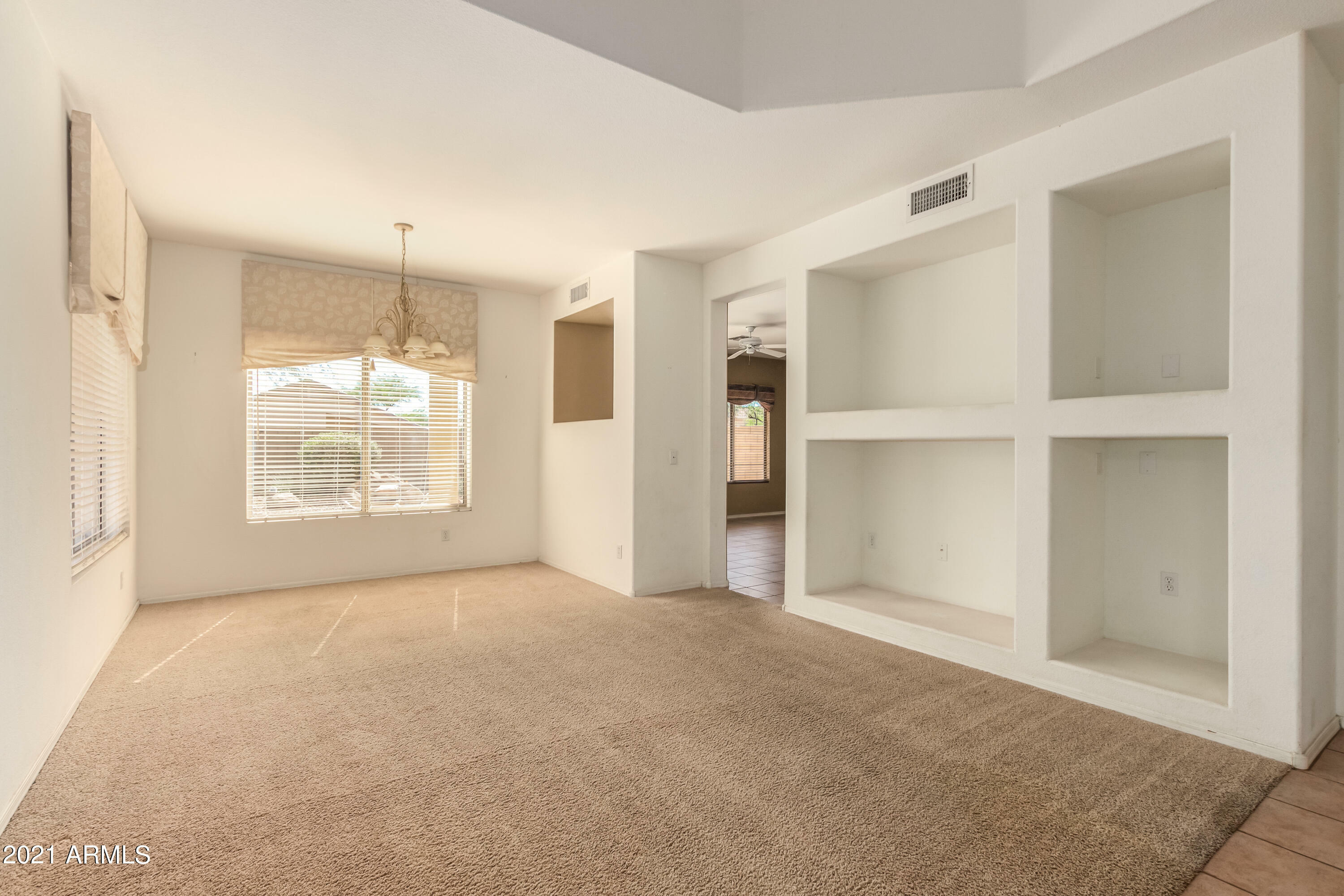 Property Photo:  40260 N Patriot Way  AZ 85086 