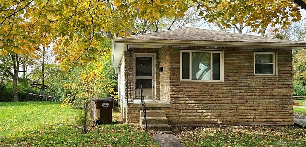 Property Photo:  2409 Falmouth Avenue  OH 45406 