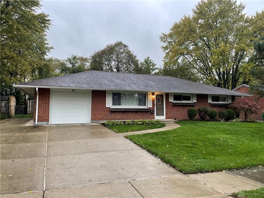 Property Photo: 2076 Terrylynn Avenue OH 45439
