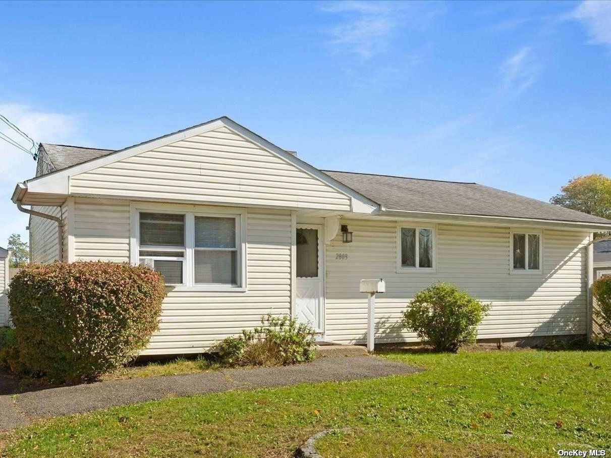 Property Photo: 2803 Eagle Avenue NY 11763