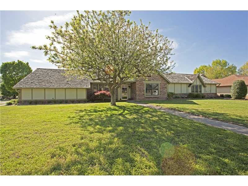 Property Photo:  608 S Rochelle Court  AR 72758 
