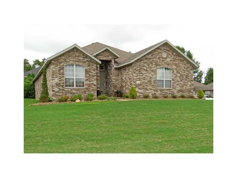 Property Photo:  3646 Buckingham Terrace Trace  AR 72764 