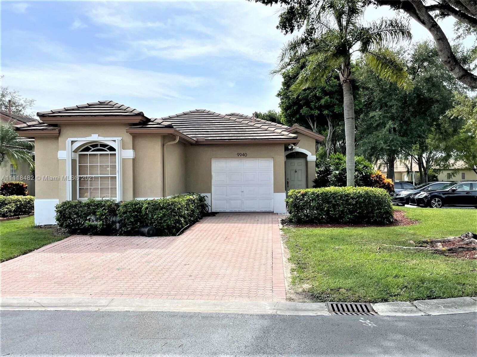 Property Photo: 9940 NW 31st St FL 33172