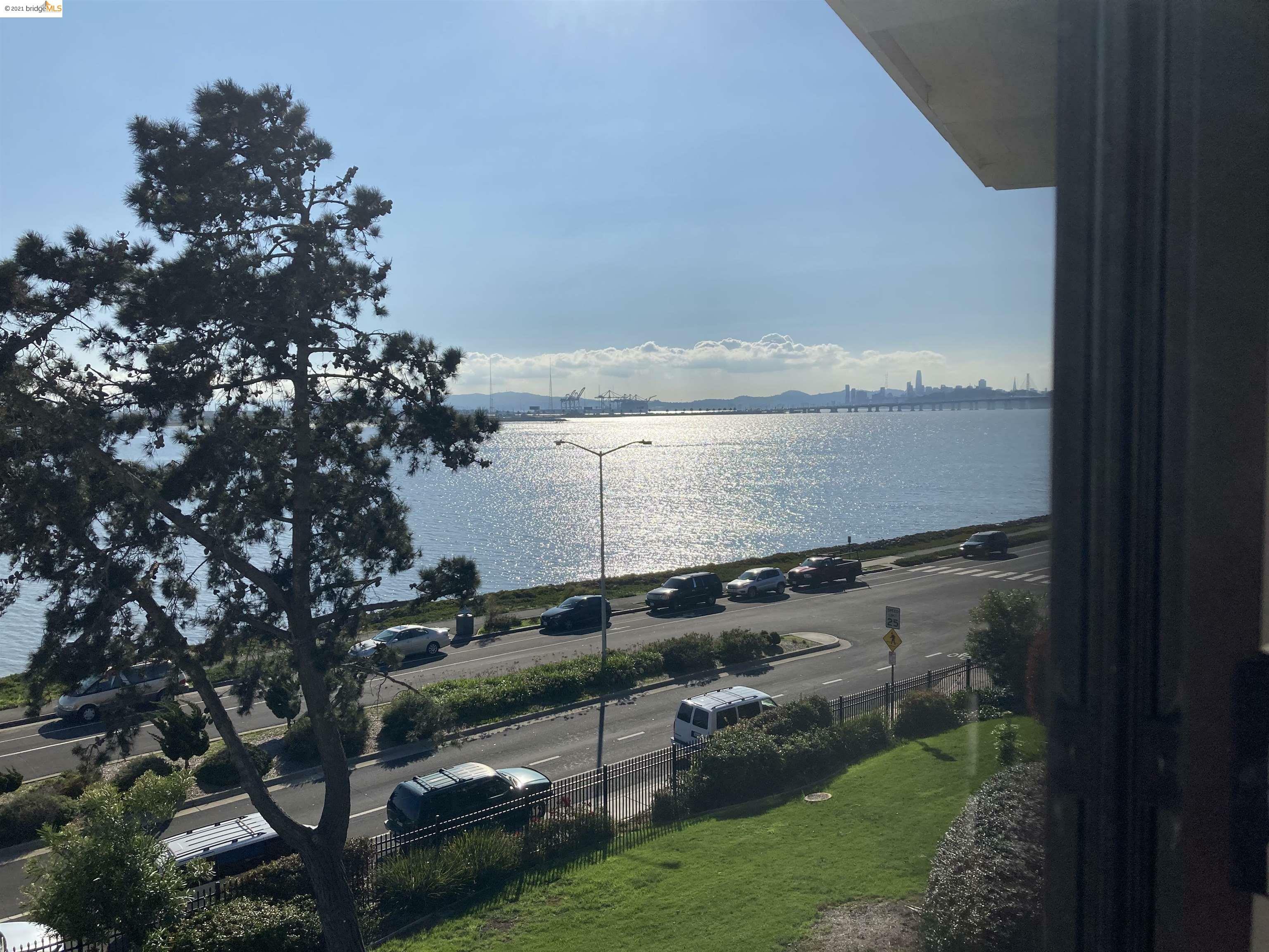 Property Photo: 2 Anchor Drive 492F CA 94608