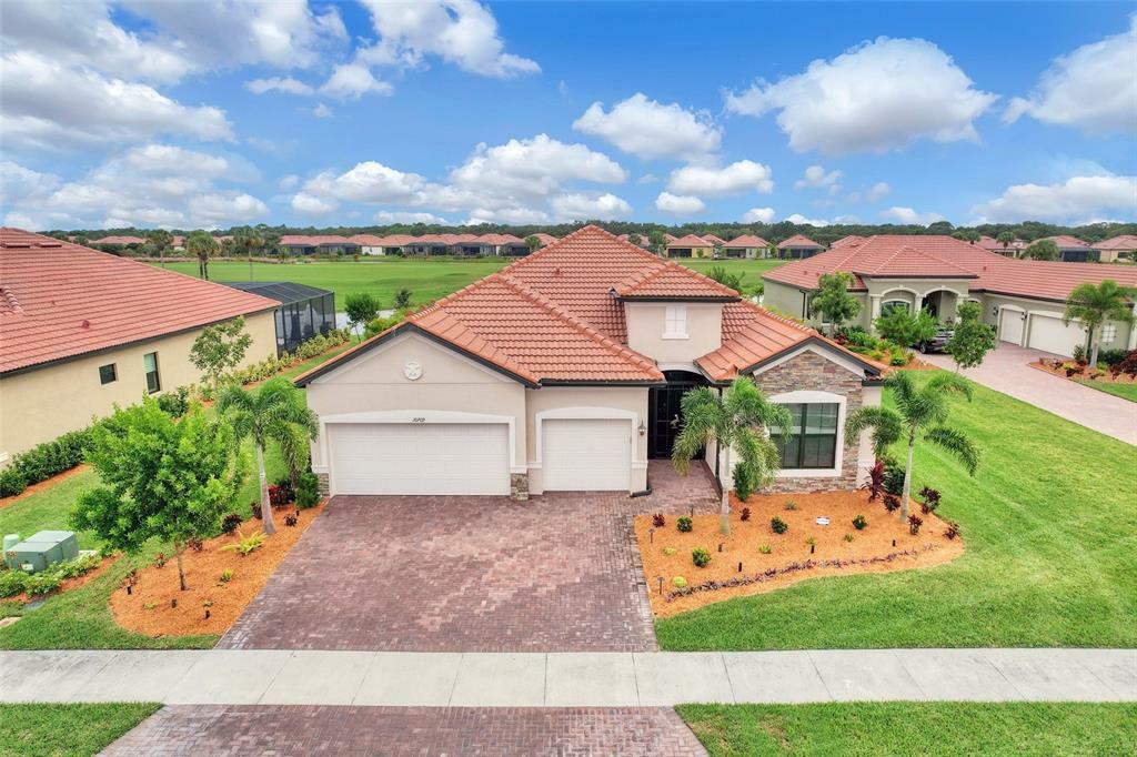 Property Photo: 10709 Tarflower Drive FL 34293