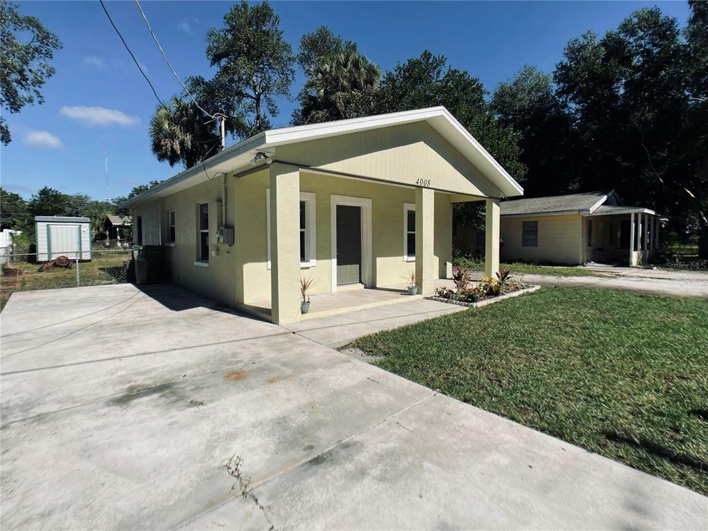 Property Photo:  4008 E Osborne Avenue  FL 33610 