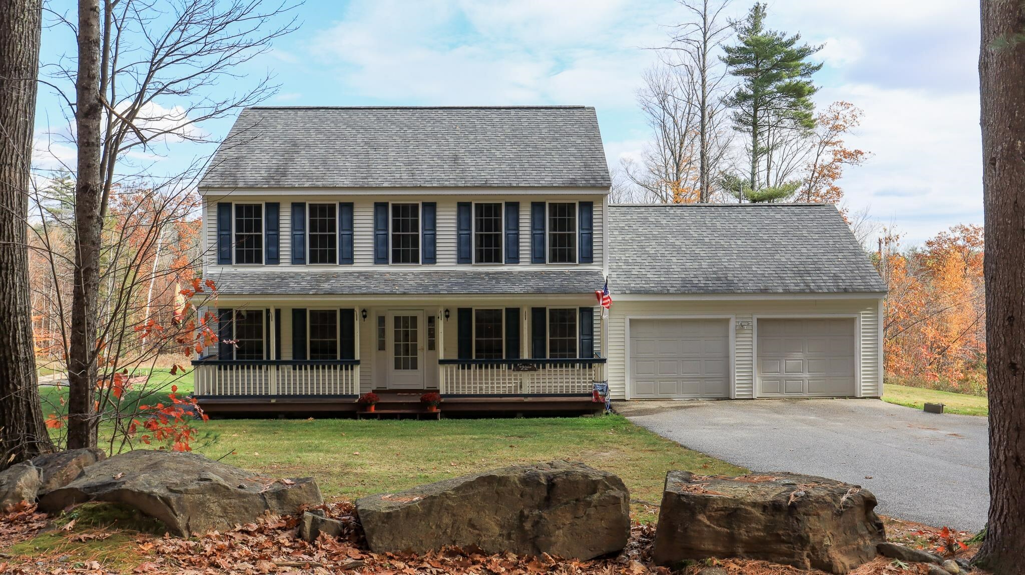 Property Photo: 513 Old County Road NH 03244