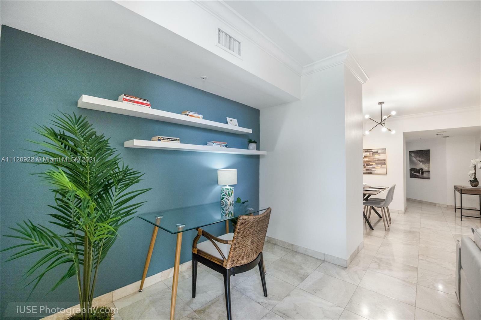 Property Photo:  888 Brickell Key Dr 507  FL 33131 