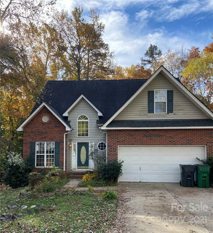 3403 Breezy Morn Lane  Charlotte NC 28269 photo