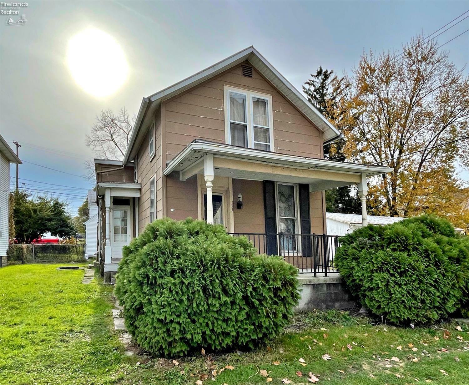 Property Photo:  111 Clay Street  OH 44883 