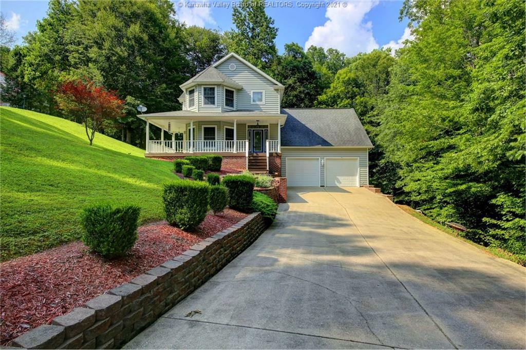 Property Photo: 1004 Ridgemont Drive WV 25071