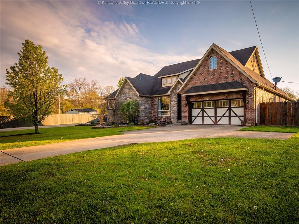 Property Photo: 827 Scott Depot Road WV 25560