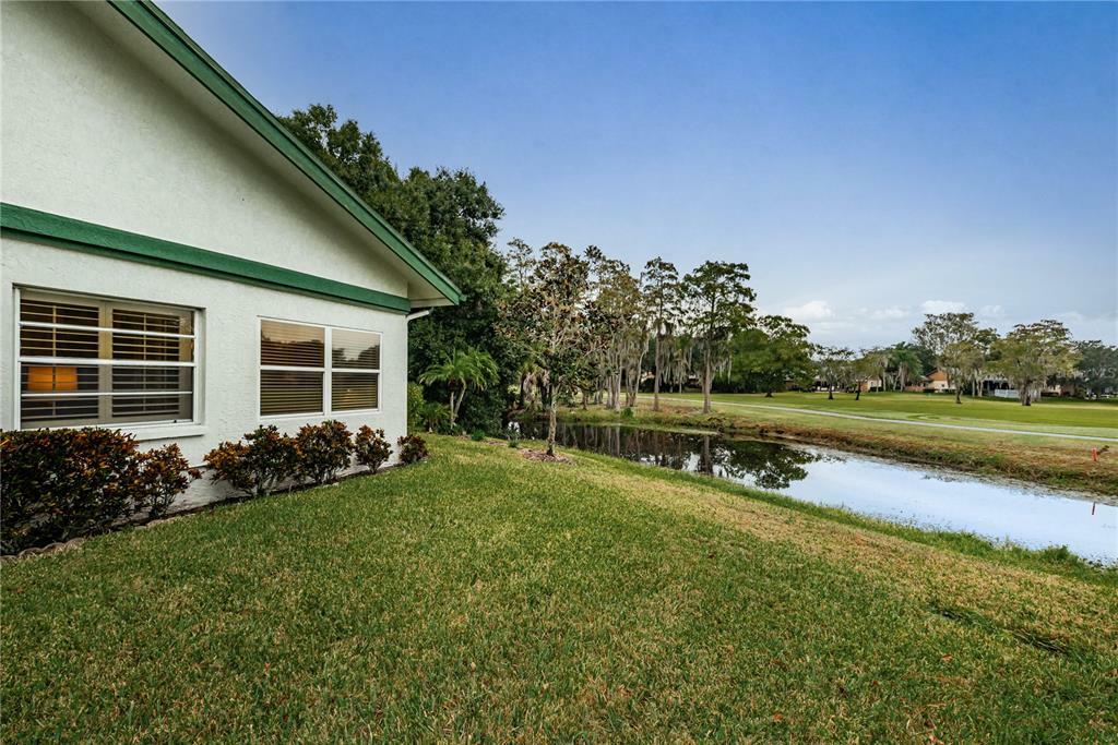 Property Photo:  220 Woodridge Circle  FL 34677 